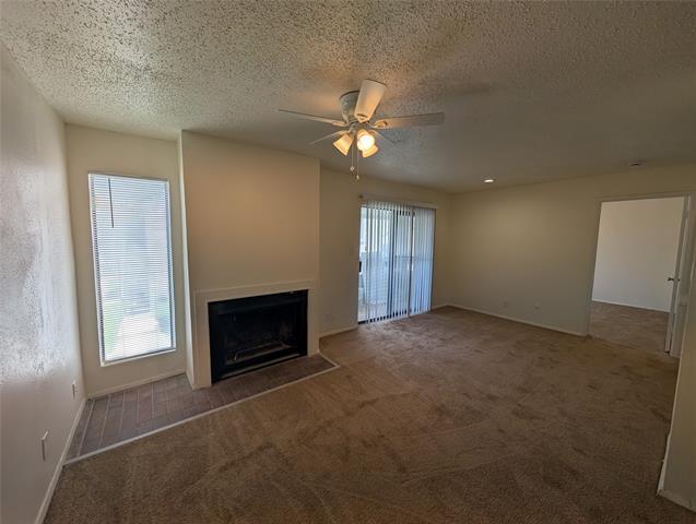 Foto del edificio - 7431 Holly Hill Dr