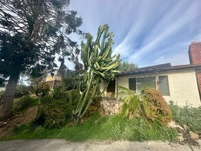 Building Photo - 1841 Helix St