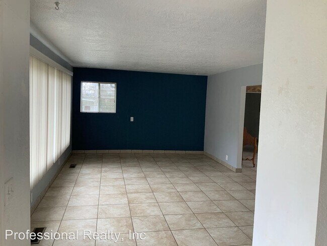 Foto del edificio - 5 br, 2 bath House - 5083 NE Stephens