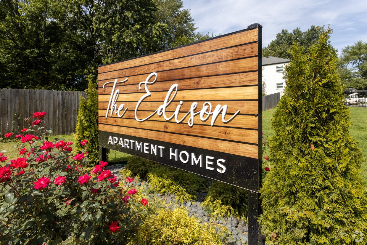 Primary Photo - z-120125-The Edison