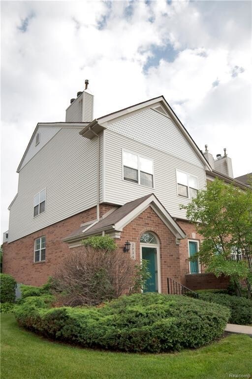 Foto principal - 2934 Prince Hall Dr