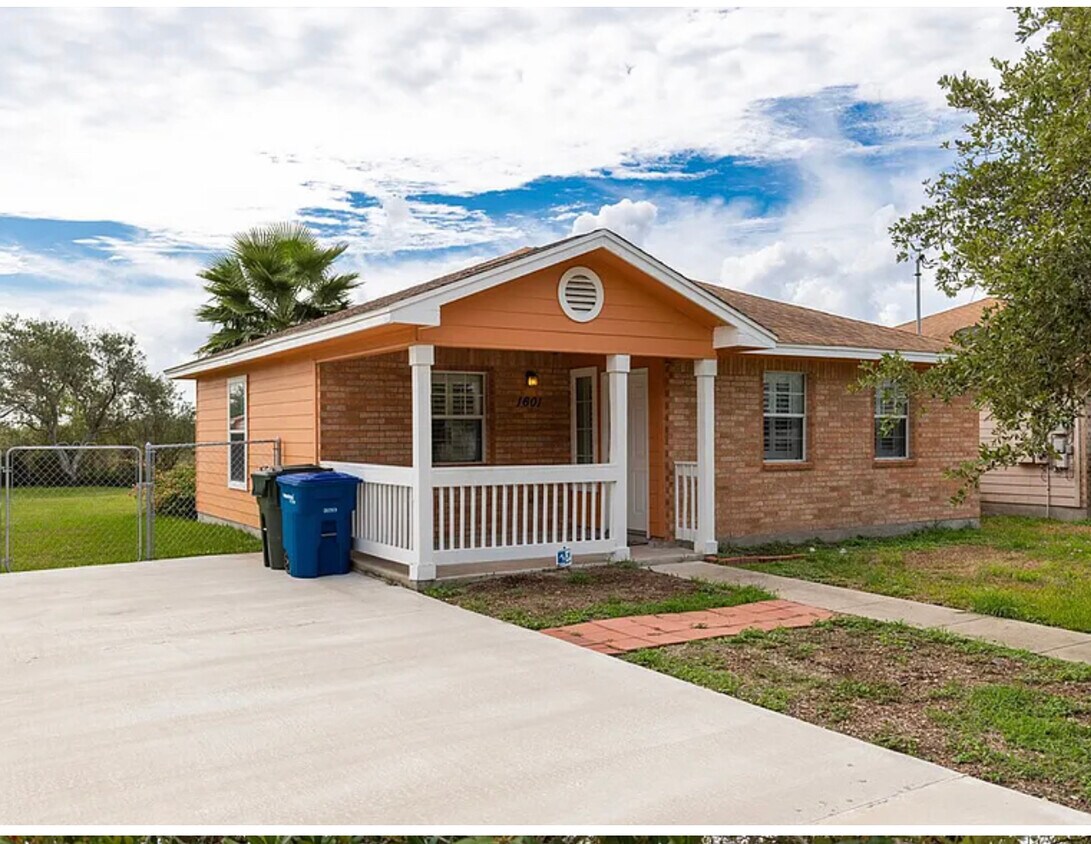 1601 Amber Dr, Corpus Christi, TX 78418 House Rental in Corpus Christi, TX