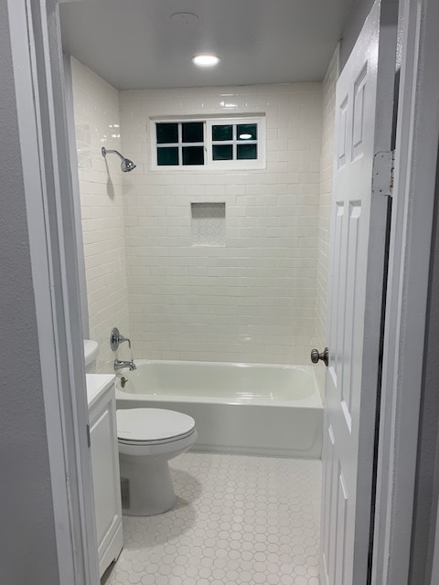 Baño principal - 6815 Vinevale Ave