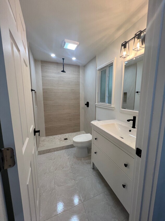 Foto del edificio - 2408 S 76th St
