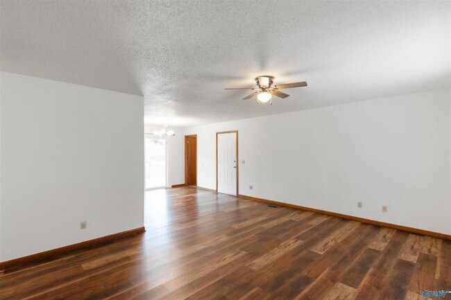 Foto del edificio - RENTAL HOME - ARAB, AL!