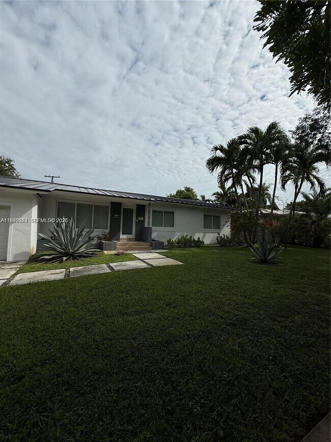 Photo - 675 NE 93rd St House
