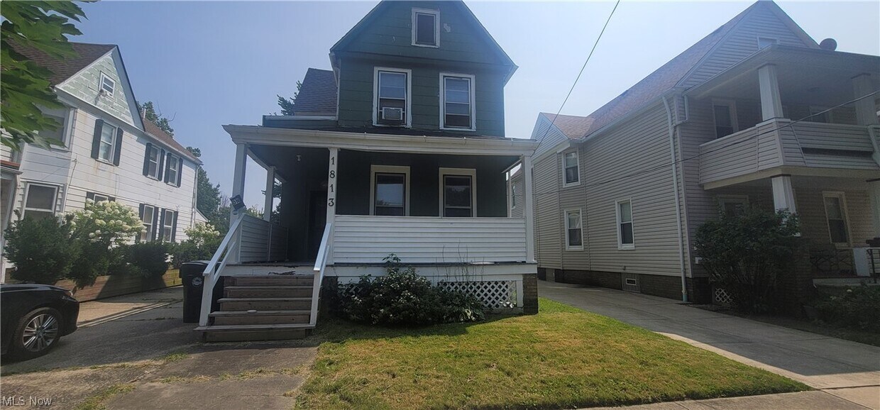 Primary Photo - 1813 Willowdale Ave