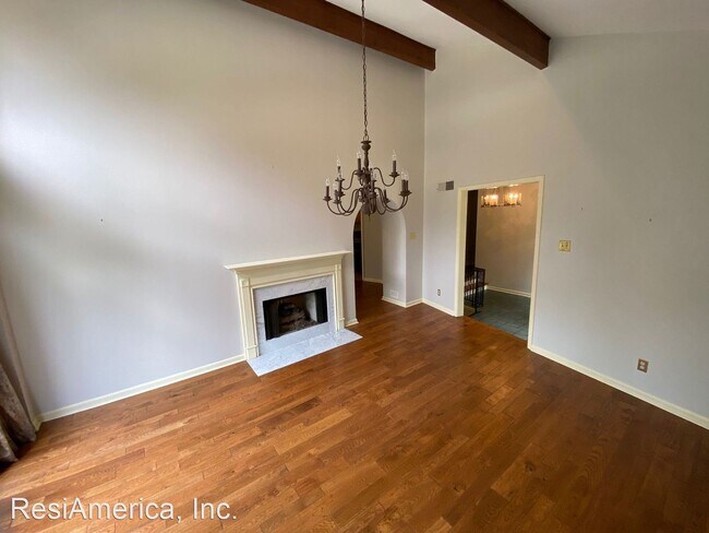 Building Photo - 4 br, 3 bath House - 6693 Monmouth Drive