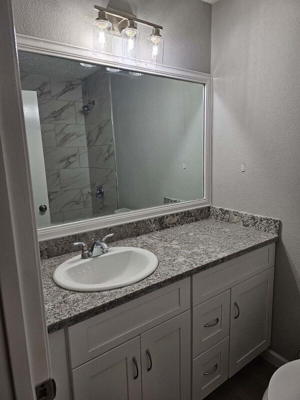 Foto del edificio - 3219 Myatt Ln