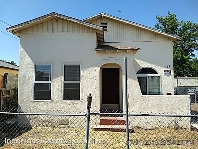 Primary Photo - 2 br, 1 bath Apartment - 1129 W 109th Pl.