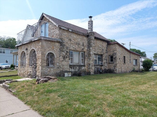 4 Bd 2 Ba Single Family Home for Rent - 4 Bd 2 Ba Single Family Home for Rent