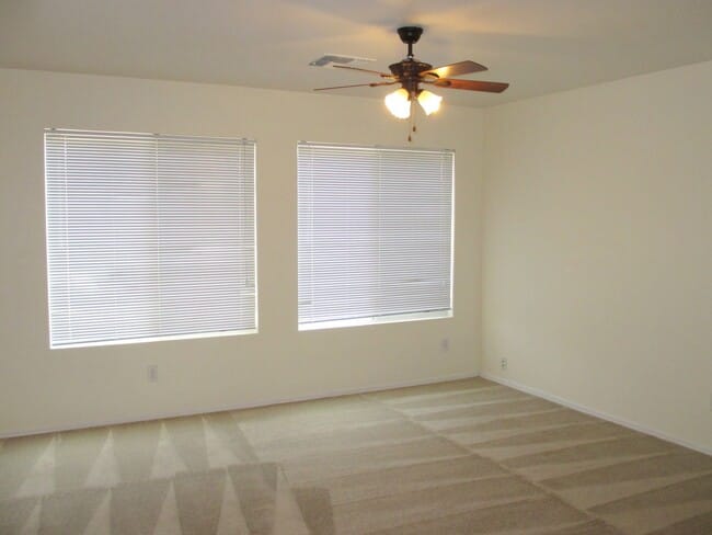 Building Photo - New Listing in Buckeye