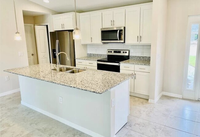 Photo - 415 NW 19th Pl House