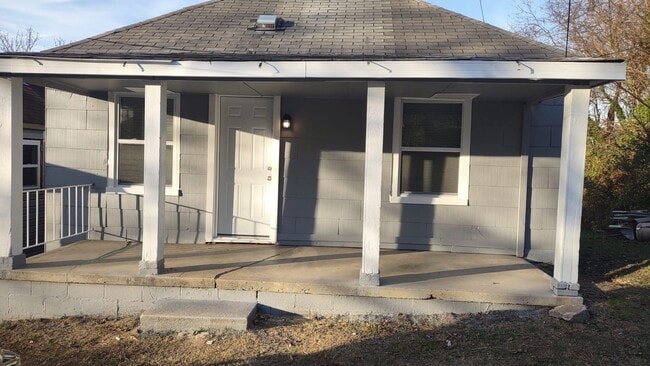Photo - 726 Ben Hur Ave House