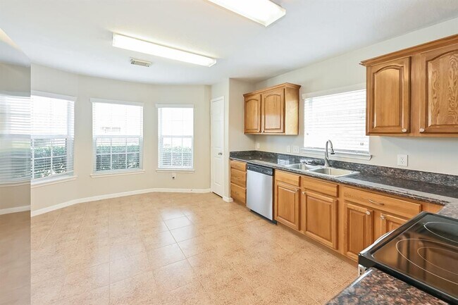 Building Photo - 10364 Stone Gate Dr