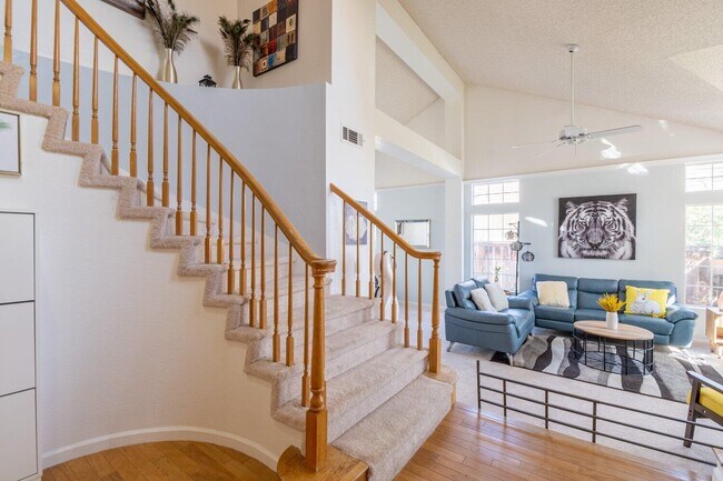 Building Photo - 40329 Heathrow Dr