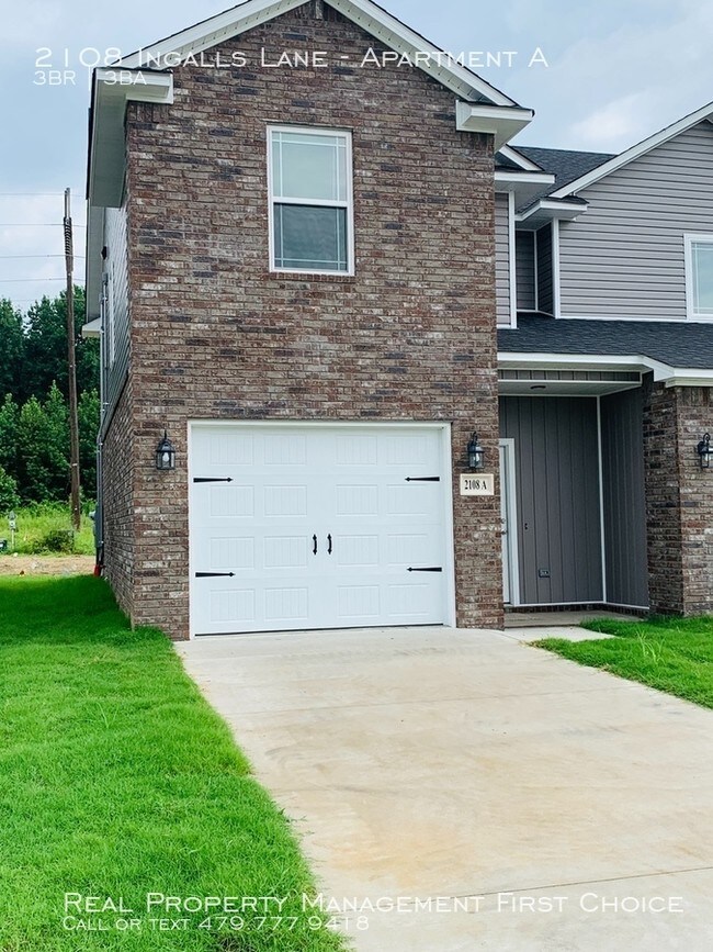 Building Photo - 2108 Ingalls Ln