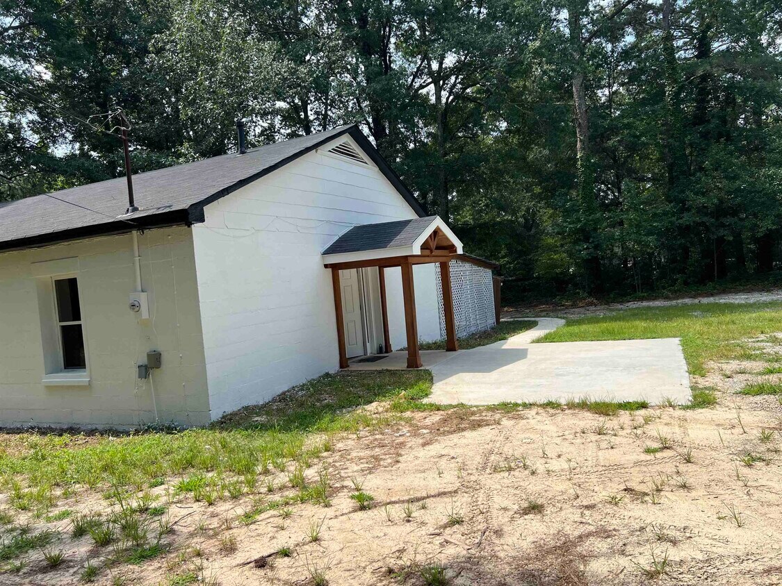 1716 GA85, Fayetteville, GA 30215 House Rental in Fayetteville, GA