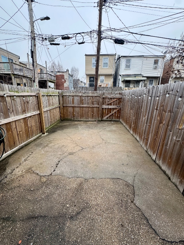 Foto del edificio - 200 N Rose St