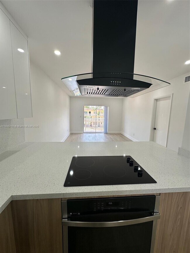 Foto del edificio - 7505 SW 82nd St