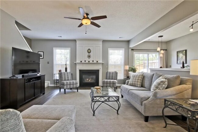 Foto del edificio - 4804 Timbercreek Cir