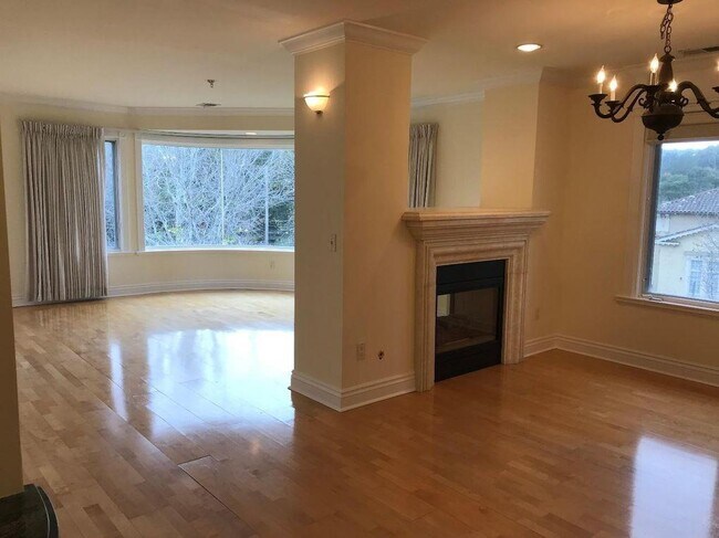Foto del edificio - 1499 Oak Grove Ave