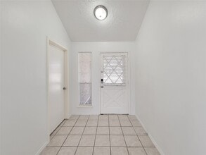 Building Photo - 8514 Opalwood Ct