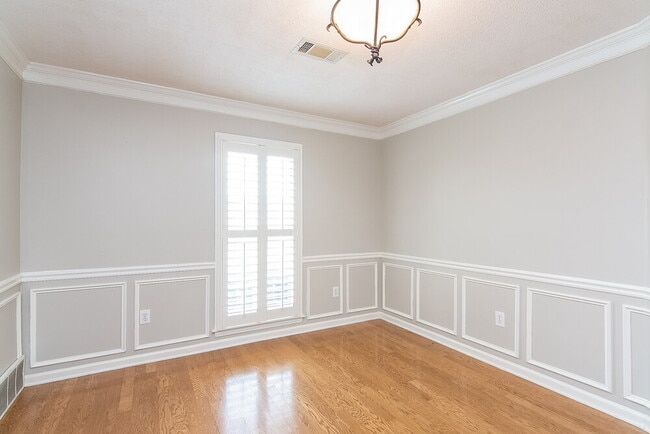 Building Photo - 8885 Gooseberry Cove