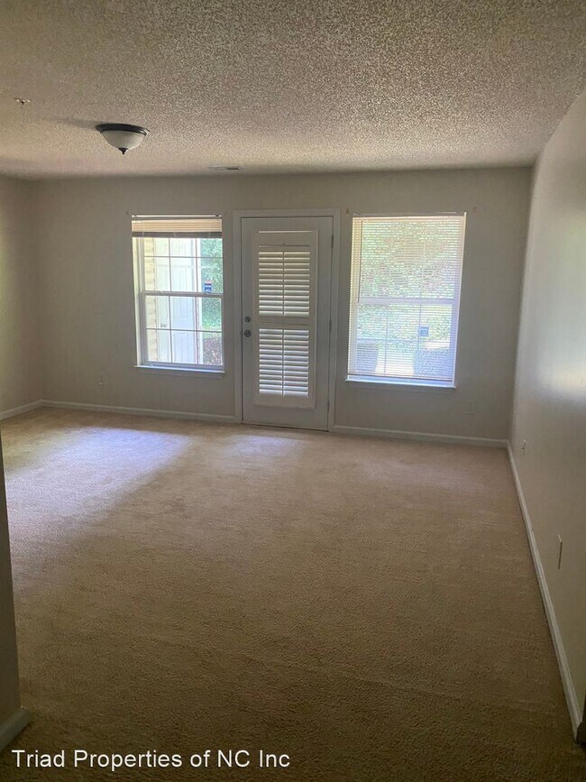 Building Photo - 2 br, 2 bath House - 905-2C Hanahan Ct