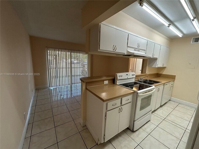 Building Photo - 4537 Treehouse Ln