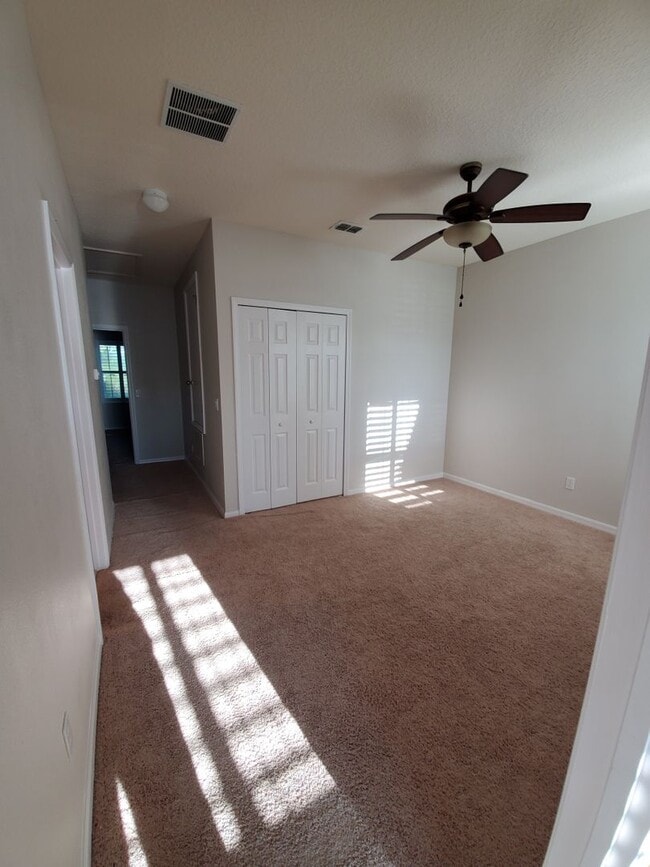Building Photo - Arborview Park Townhouse close to UCF located in Oviedo (2 bed /2 1/2 bath)