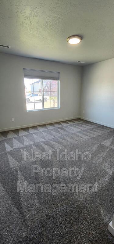 Foto del edificio - 15349 Stovall Ave