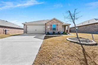 Building Photo - 508 Windrow Dr