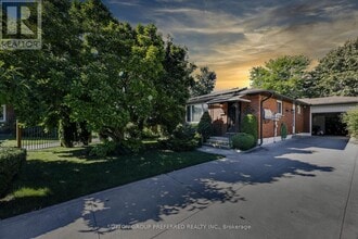 Building Photo - 82 Lacey Crescent