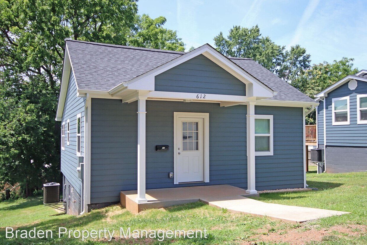 Primary Photo - 2 br, 1.5 bath House - 612 Palatine Ave