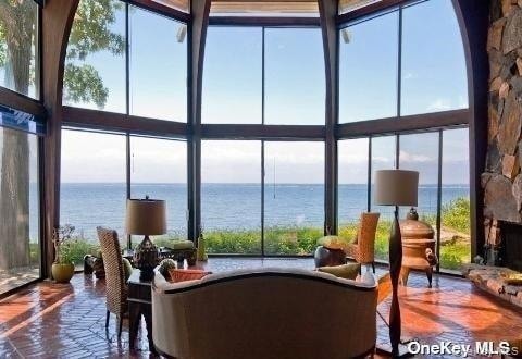 Photo - 48 Westland Dr House