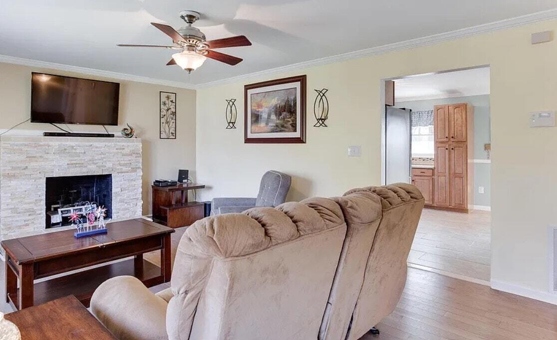 Photo - 735 Reckord Road