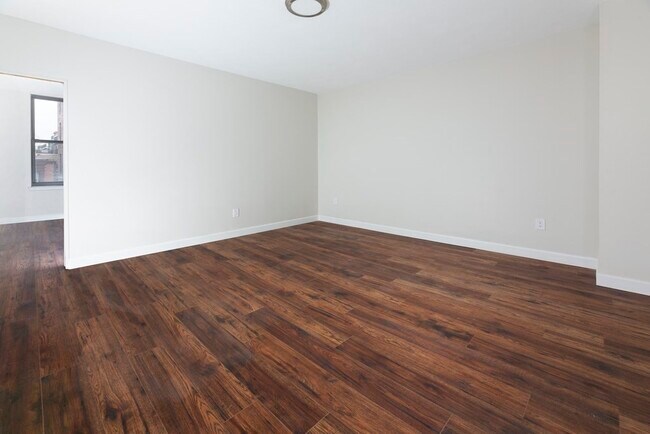 Foto del edificio - 304 Shawmut Ave