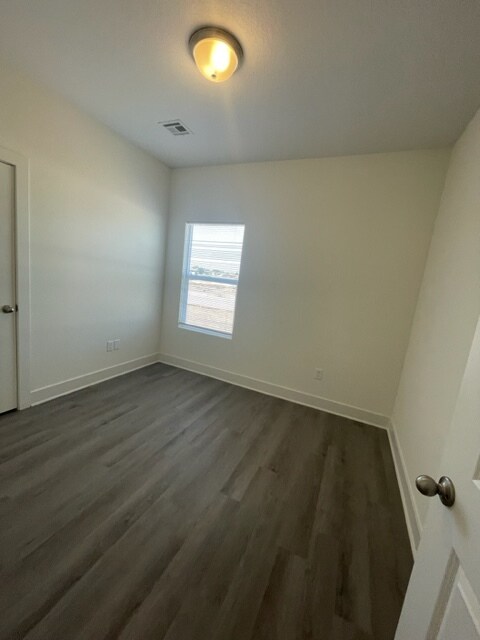 Foto del edificio - 5140 Chase St S