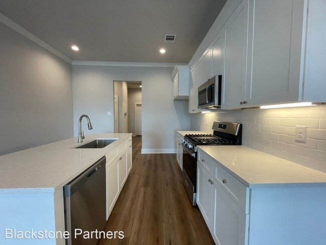 Building Photo - 3 br, 2.5 bath House - 9413 Dawson Bluff Blvd