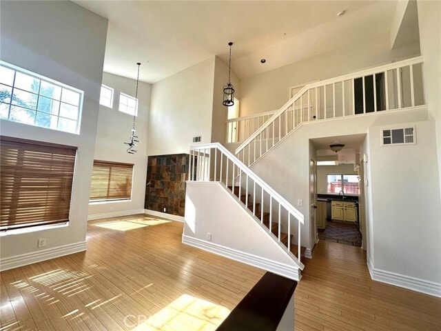 Building Photo - 8042 San Tropez Ct