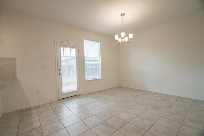 Foto del edificio - 6412 Carriage Pines Dr