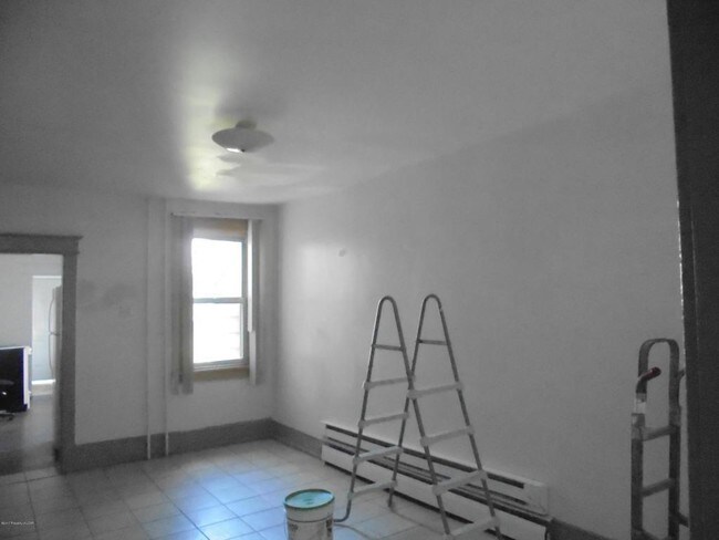 Foto del edificio - 234 S Cedar St