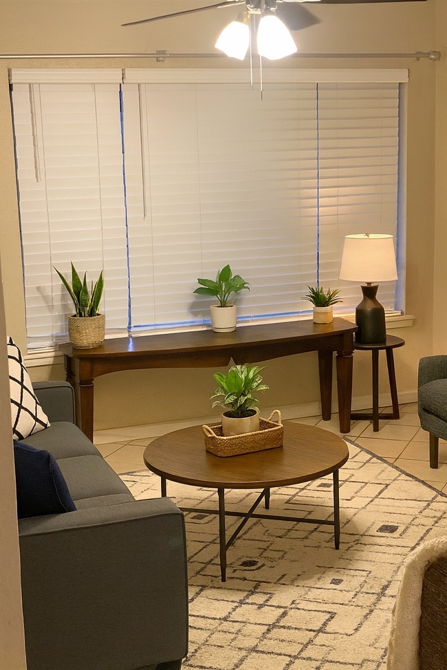 Living room - 116 Stricklen Ave