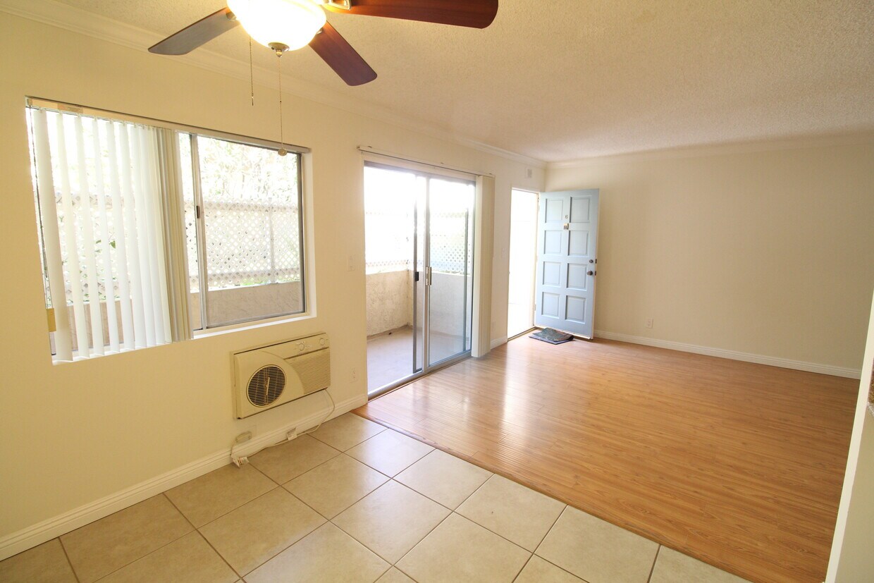 Foto principal - 1530 S Saltair Ave