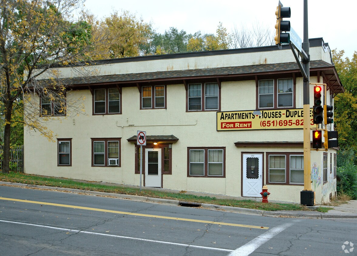 Primary Photo - 478 Lexington Pky S