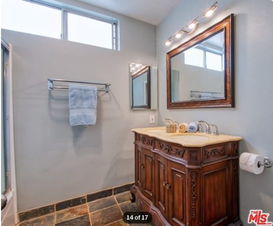 Bathroom - 11639 Chenault St