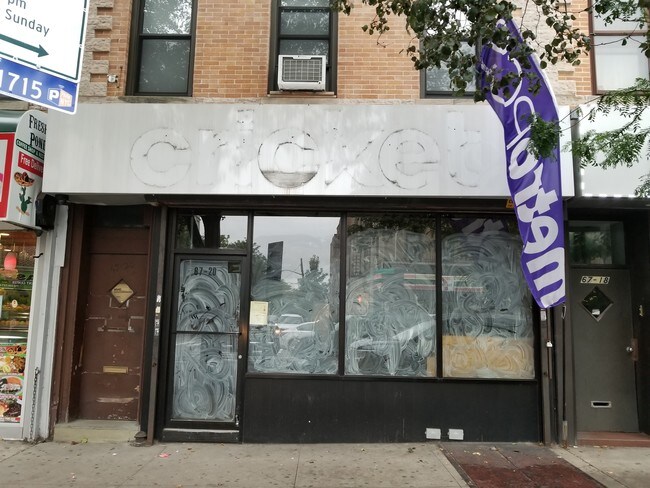 Foto del edificio - 6720 Fresh Pond Rd