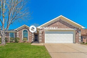Building Photo - 8015 Splitrail Ct