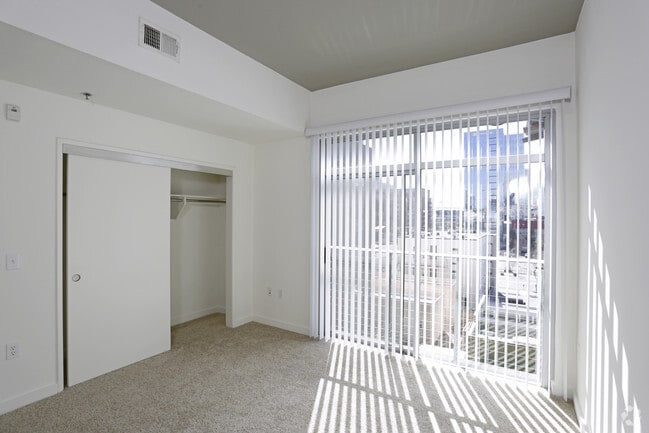 7th G Apartments San Go Ca 1 Bedroom 627sf 7th G